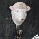 wg517-kledinghaak-hout-schaap-wildlife-garden