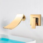 Gold-A_goud-matte-zwarte-waterval-basin-kraan-w_variants-10-650x650