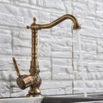 Retro-messing-antiek-brons-wastafelkraan-3-650x650