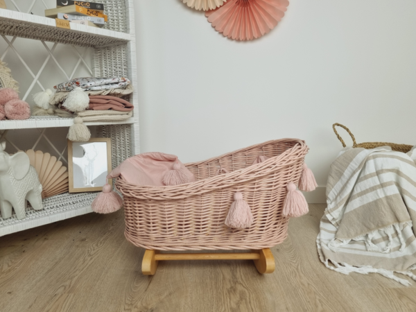 Roze-poppenwiegje