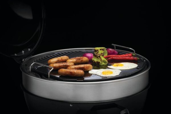 56083-Web-Gallery-02-Original_JPG-56083_CastIron-Griddle-InUse-1