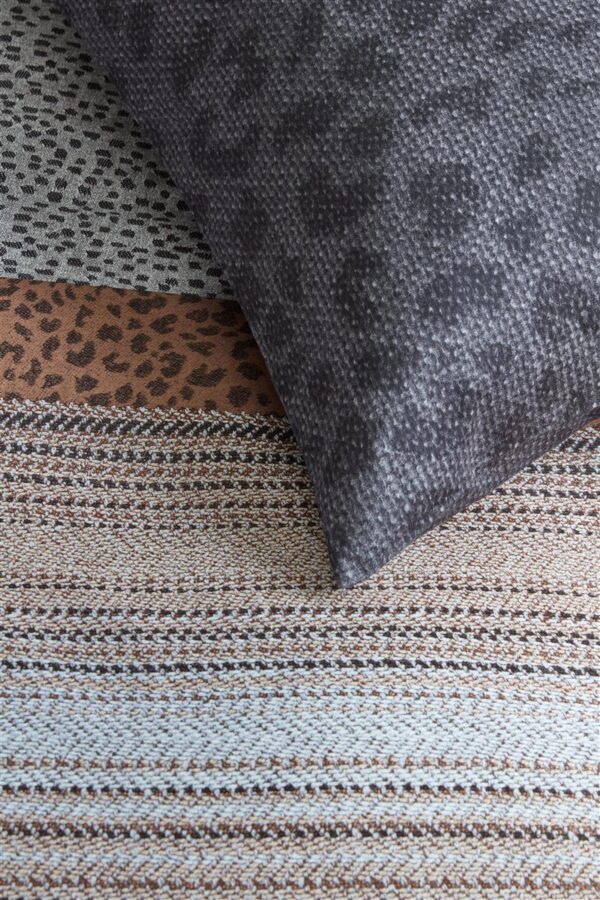 feis_anthracite_detail_1_2