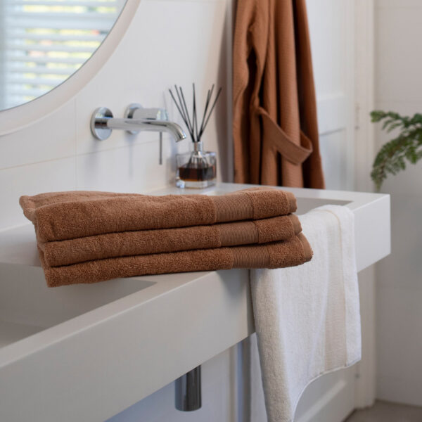 rs2748_badgoed_home_collection_sfeer_caramel-scr_1_1
